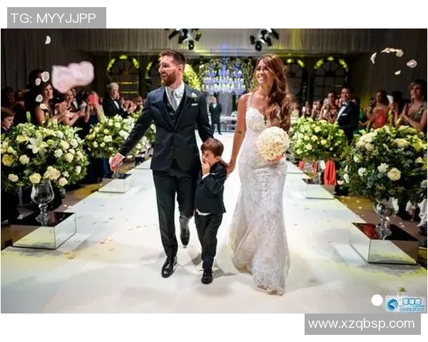 足球明星与粉丝之间的甜蜜约定与心动瞬间 足球明星与粉丝之间的甜蜜约定与心动瞬间